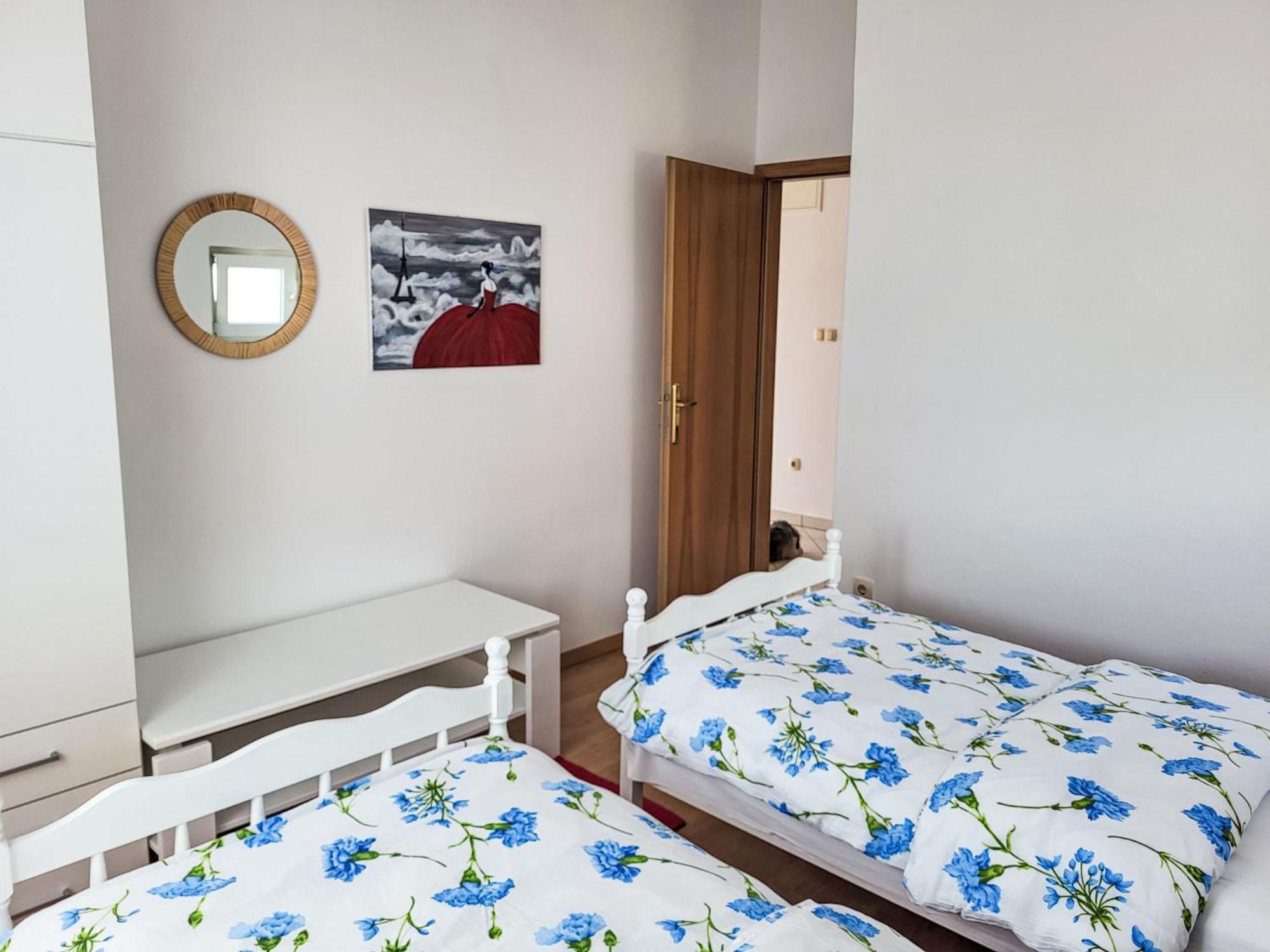 Apartment Ana - Big351 By Interhome Турань Екстер'єр фото